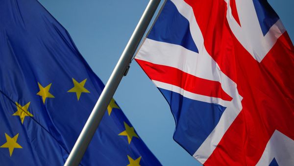 FILE PHOTO: European Union and British flags flutter in front of a chancellery ahead of a visit of British Prime Minister Theresa May in Berlin, Germany, April 9, 2019. - Sputnik International