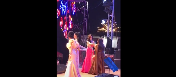 Thailand beauty pageant ends in chaos after contestant accuses judges of fixing scores Thailand beauty pageant ends in chaos after contestant accuses judges of fixing scores - Sputnik International