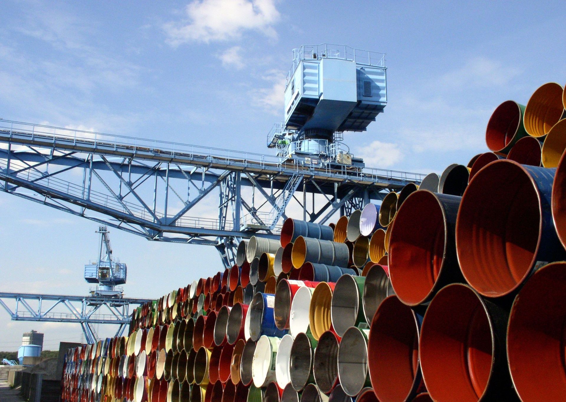 French, Chinese Oil Companies Sign Agreements in Rat Race to Build East African Crude Oil Pipeline - Sputnik International, 1920, 20.04.2021