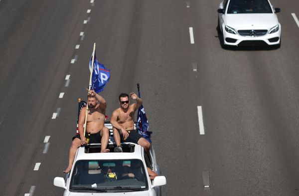 Supporters of U.S. President Donald Trump participate in a Trump 2020 Labor Day cruise rally in honor of Patriot Prayer supporter Aaron J. Danielson, who was shot dead in Portland, Oregon, after street clashes between supporters of President Donald Trump and counter-demonstrators, in Oregon city, Oregon, U.S. September 7, 2020.  - Sputnik International