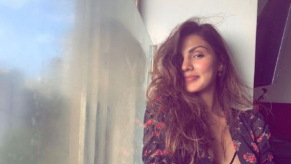 Rhea Chakraborty  - Sputnik International