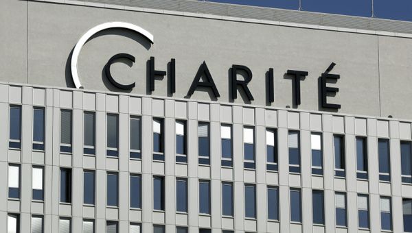 In this Sept. 3, 2020 file photo an exterior view shows the Charite hospital in Berlin, Germany. The German hospital treating Russian opposition leader Alexei Navalny says he has been taking out of an induced coma and is responsive. Berlin's Charite hospital said Monday that Navalny's condition has further improved, allowing doctors to end the medically induced coma and gradually ease him off mechanical ventilation - Sputnik International