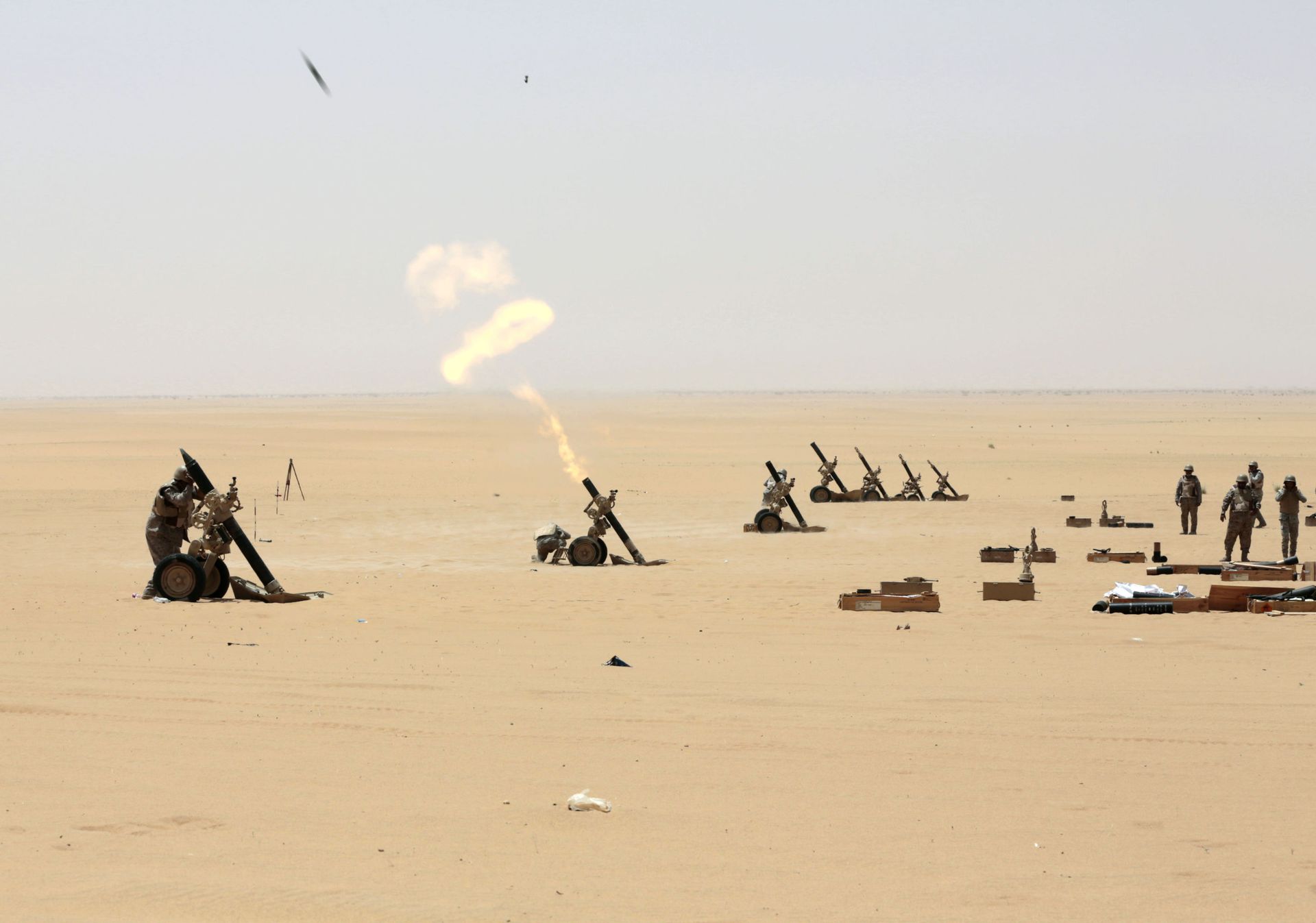 Houthis Claim Shelling Saudi Border City of Najran, Aramco Oil Facility - Sputnik International, 1920, 13.05.2021