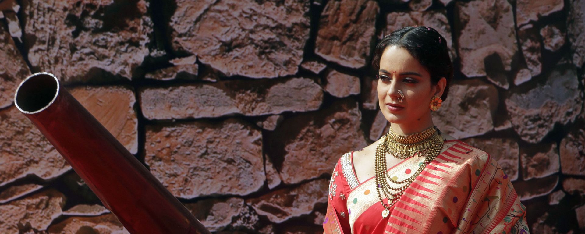 Bollywood actress Kangana Ranaut attends the trailer launch of her movie Manikarnika- The Queen of Jhansi in Mumbai, India, Tuesday, Dec.18, 2018. Bollywood actress Kangana Ranaut attends the trailer launch of her movie Manikarnika- The Queen of Jhansi in Mumbai, India, Tuesday, Dec.18, 2018. - Sputnik International, 1920, 19.11.2021