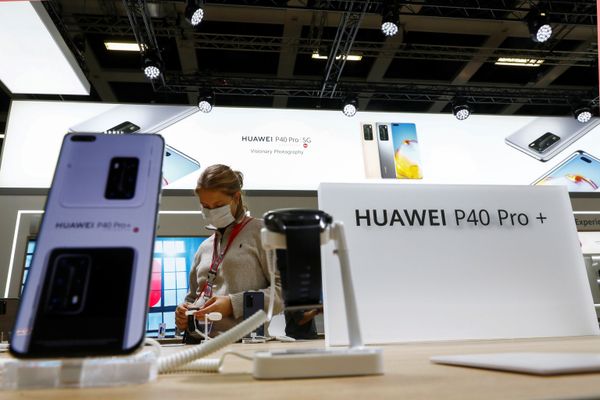 Huawei to Switch New Mate 40 Phones, Older Devices to Its Own HarmonyOS in 2021, Report Says Huawei to Switch New Mate 40 Phones, Older Devices to Its Own HarmonyOS in 2021, Report Says - Sputnik International