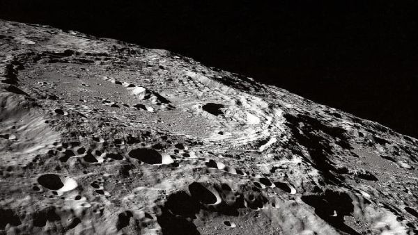 Moon - Sputnik International