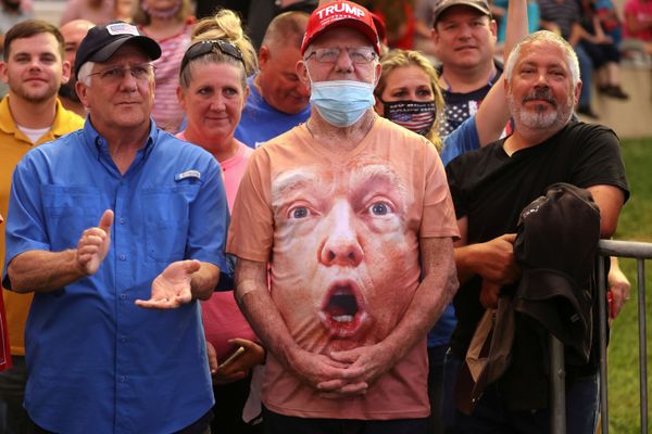 Supporters, one wearing a shirt with US President Donald Trump's face, react as Trump speaks during a campaign event at Smith Reynolds Regional Airport in Winston-Salem, North Carolina, US, September 8, 2020 Supporters, one wearing a shirt with US President Donald Trump's face, react as Trump speaks during a campaign event at Smith Reynolds Regional Airport in Winston-Salem, North Carolina, US, September 8, 2020 - Sputnik International