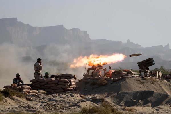 Members of the Iranian army fire missiles during the annual military drill, dubbed “Zolphaghar 99”, in the Gulf of Oman, Iran on September 7, 2020 Members of the Iranian army fire missiles during the annual military drill, dubbed “Zolphaghar 99”, in the Gulf of Oman, Iran on September 7, 2020 - Sputnik International