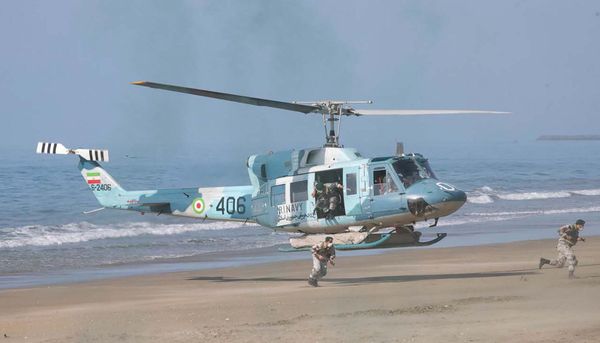 Iranian soldiers are getting out of a helicopter during the annual military drills, dubbed “Zolphaghar 99”. Iranian soldiers are getting out of a helicopter during the annual military drills, dubbed “Zolphaghar 99”. - Sputnik International
