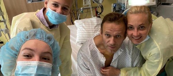 Navalny  - Sputnik International