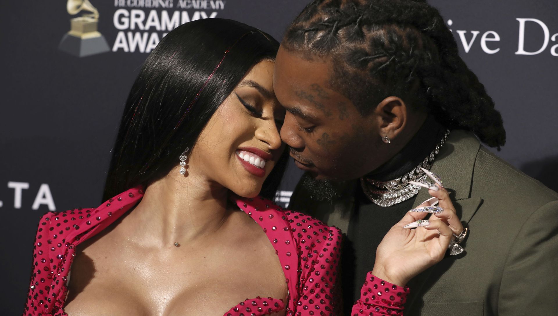 Cardi B, left, and Offset arrive at the Pre-Grammy Gala And Salute To Industry Icons at the Beverly Hilton Hotel on Saturday, Jan. 25, 2020, in Beverly Hills, Calif. Cardi B, left, and Offset arrive at the Pre-Grammy Gala And Salute To Industry Icons at the Beverly Hilton Hotel on Saturday, Jan. 25, 2020, in Beverly Hills, Calif. - Sputnik International, 1920, 28.06.2021