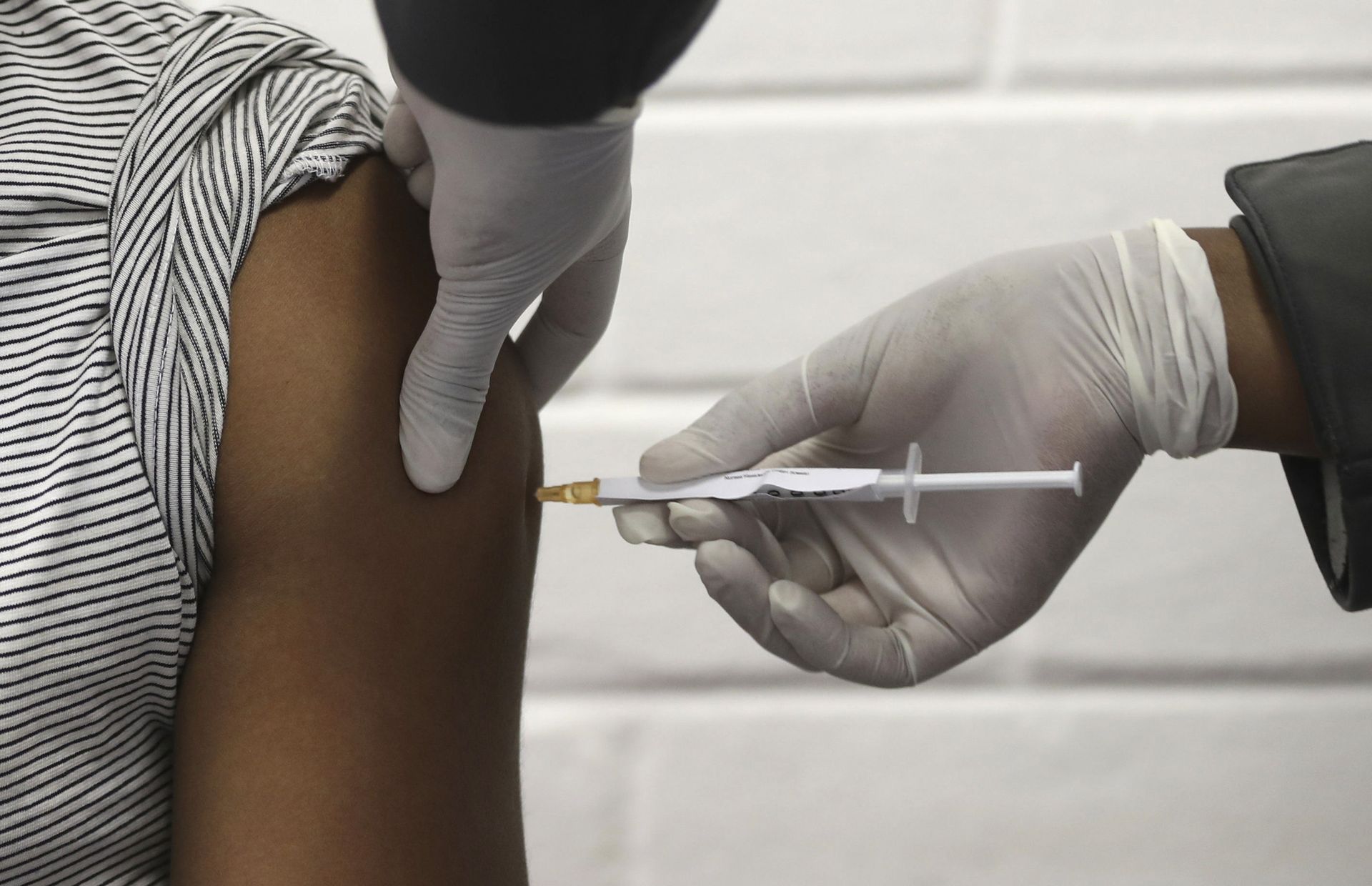 Oxford University to Test AstraZeneca Vaccine Against COVID-19 in Children - Sputnik International, 1920, 13.02.2021