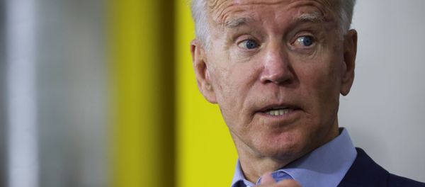 Democratic U.S. presidential nominee and former Vice President Joe Biden speaks to union carpenters and reporters during a campaign event at the Jerry Alander Carpenter Training Center in Hermantown, a suburb of Duluth, Minnesota, U.S., September 18, 2020. - Sputnik International