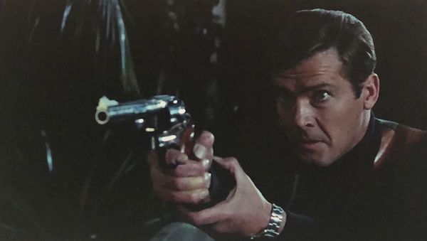 Roger Moore’s Smith & Wesson Model 29 .44 magnum revolver - Sputnik International
