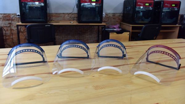 Plastic face shields - Sputnik International