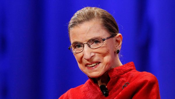 FILE PHOTO: Justice Ruth Bader Ginsburg attends the lunch session of The Women's Conference in Long Beach, California October 26, 2010. REUTERS/Mario Anzuoni/File Photo - Sputnik International