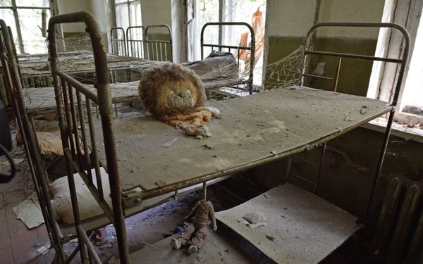 Radioactive Excursion: Tourists Explore Chernobyl Exclusion Zone - Sputnik International
