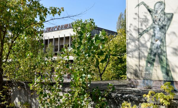 Radioactive Excursion: Tourists Explore Chernobyl Exclusion Zone - Sputnik International