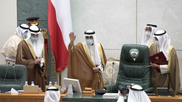 Kuwait's new Emir Nawwaf al-Ahmad al-Sabah gestures as he takes the oath of office at the parliament, in Kuwait City, Kuwait September 30, 2020 - Sputnik International
