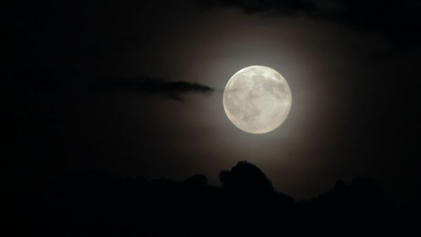 Moon - Sputnik International