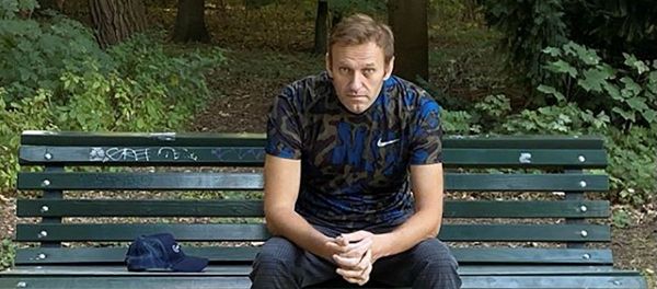 Russian opposition politician Alexei Navalny sits on a bench while posing for a picture in Berlin, Germany, in this undated image obtained from social media September 23, 2020 - Sputnik International