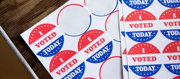Stickers saying I Voted Today are given out to voters in the Democratic primary in Philadelphia, Pennsylvania, U.S., June 2, 2020 - Sputnik International