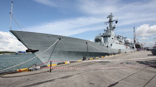 Pakistan navy frigate F-22P Zulfiquar - Sputnik International