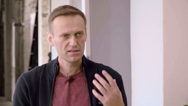 Russian opposition politician Alexei Navalny speaks during an interview with prominent Russian YouTube blogger Yury Dud, in Berlin, Germany, in this still image taken from a handout video released October 6, 2020 - Sputnik International