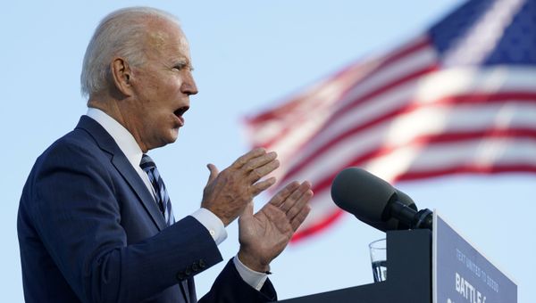 Democratic U.S. presidential nominee Joe Biden speaks during a campaign stop in Gettysburg, Pennsylvania, U.S., October 6, 2020. - Sputnik International