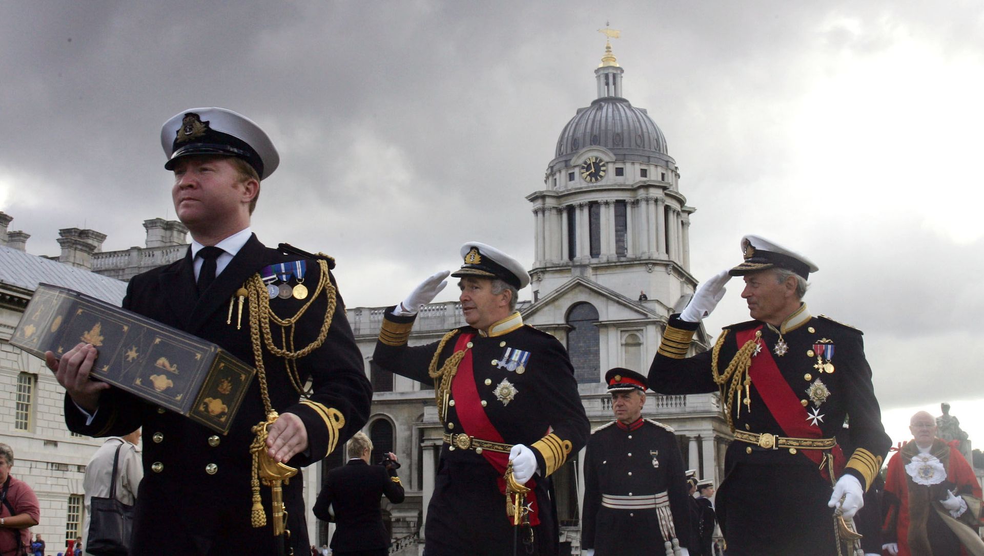 Officers from the Royal Navy re-enact the funeral of Britain's greatest naval hero, Admiral Horatio Nelson during a ceremony at the Maritime Museum in Greenwich, London, Friday, Sept, 16, 2005. Officers from the Royal Navy re-enact the funeral of Britain's greatest naval hero, Admiral Horatio Nelson during a ceremony at the Maritime Museum in Greenwich, London, Friday, Sept, 16, 2005. - Sputnik International, 1920, 12.03.2021