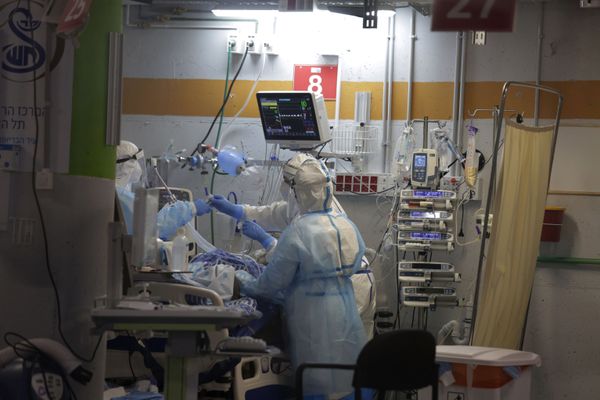 Sputnik V to Be First COVID-19 Vaccine Presented for Registration in Israel, Hospital CEO Says - Sputnik International