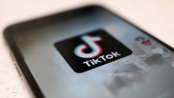 A logo of a smartphone app TikTok is seen on a user post on a smartphone screen Monday, Sept. 28, 2020, in Tokyo.  - Sputnik International