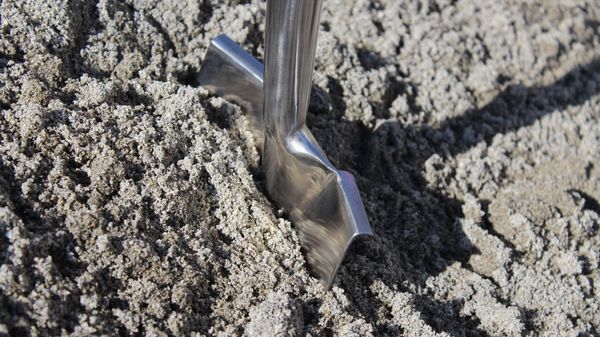 Shovel  - Sputnik International