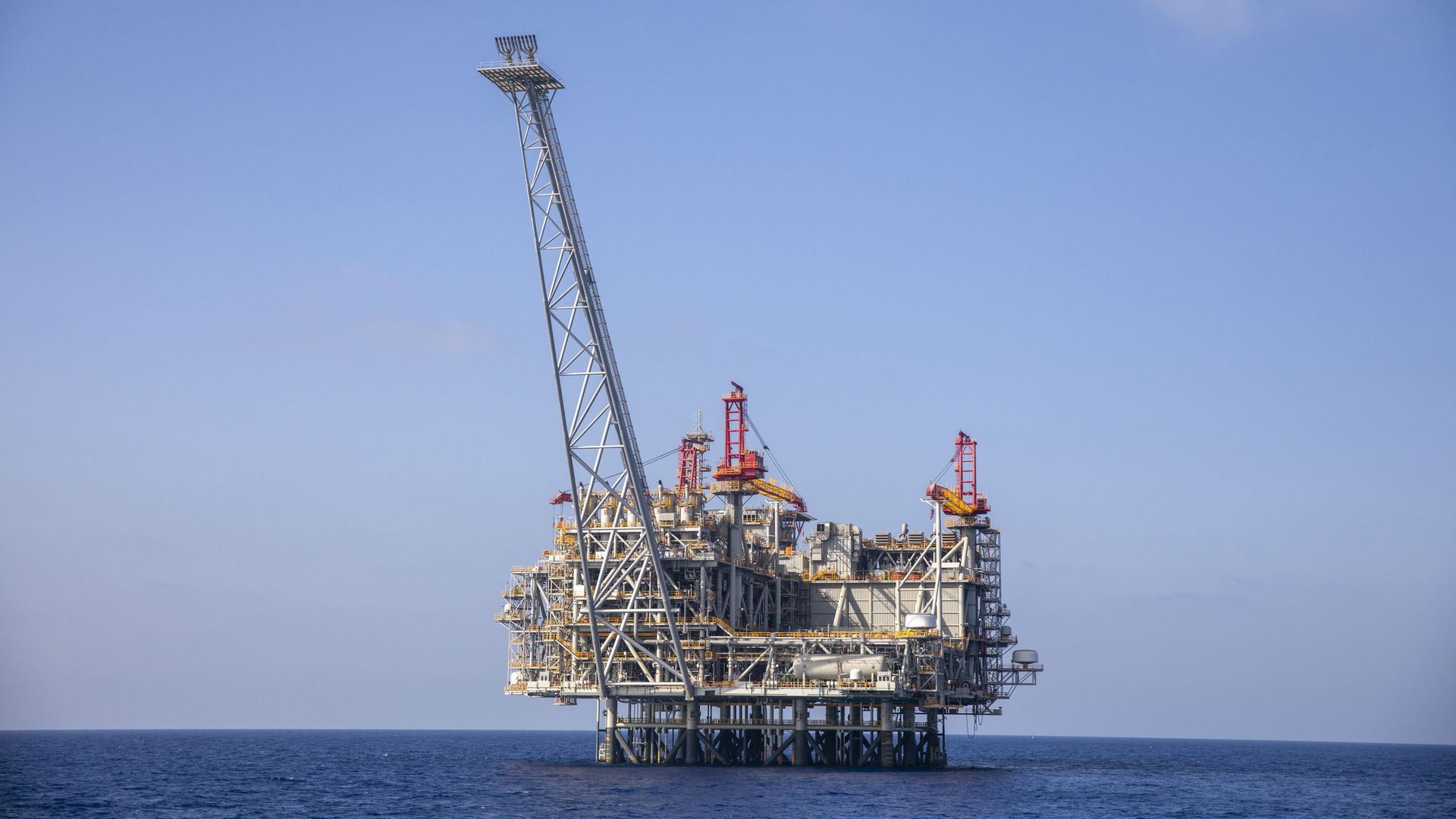 Israel's offshore Leviathan gas field in the Mediterranean Sea, Tuesday, Sept. 29, 2020. Israel's offshore Leviathan gas field in the Mediterranean Sea, Tuesday, Sept. 29, 2020. - Sputnik International, 1920, 13.02.2022