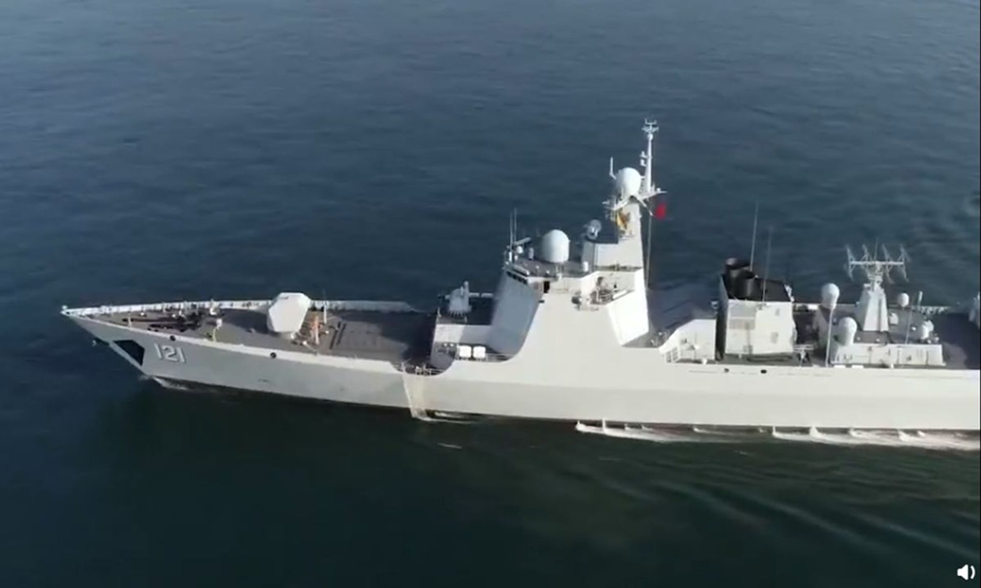 Chinese Navy destroyer (Hull 121) conducts exercises featuring main gun shooting and damage control in October 2020 Chinese Navy destroyer (Hull 121) conducts exercises featuring main gun shooting and damage control in October 2020 - Sputnik International, 1920, 20.09.2022