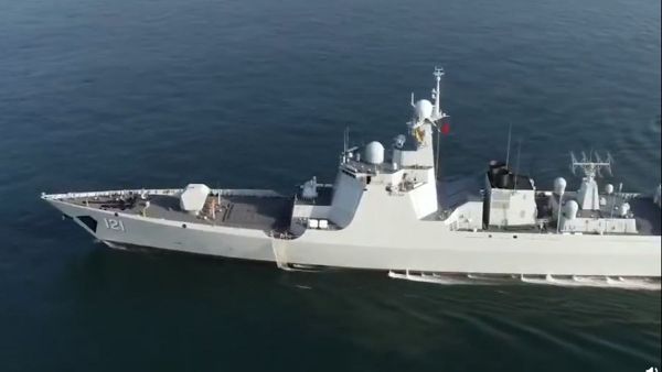 Chinese Navy destroyer (Hull 121) conducts exercises featuring main gun shooting and damage control in October 2020 - Sputnik International
