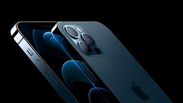 Apple's iPhone 12 Pro and iPhone 12 Pro Max are seen in an illustration released in Cupertino, California, U.S. October 13, 2020. Apple's iPhone 12 Pro and iPhone 12 Pro Max are seen in an illustration released in Cupertino, California, U.S. October 13, 2020. - Sputnik International