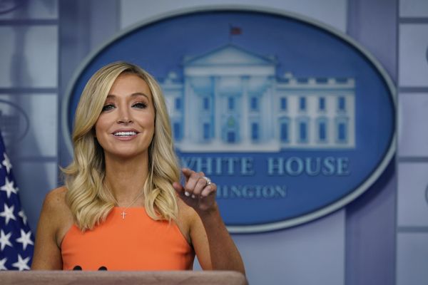 Kayleigh McEnany Brands Student Petition to Ban Trump Officials from Visiting Harvard 'Censorship' - Sputnik International