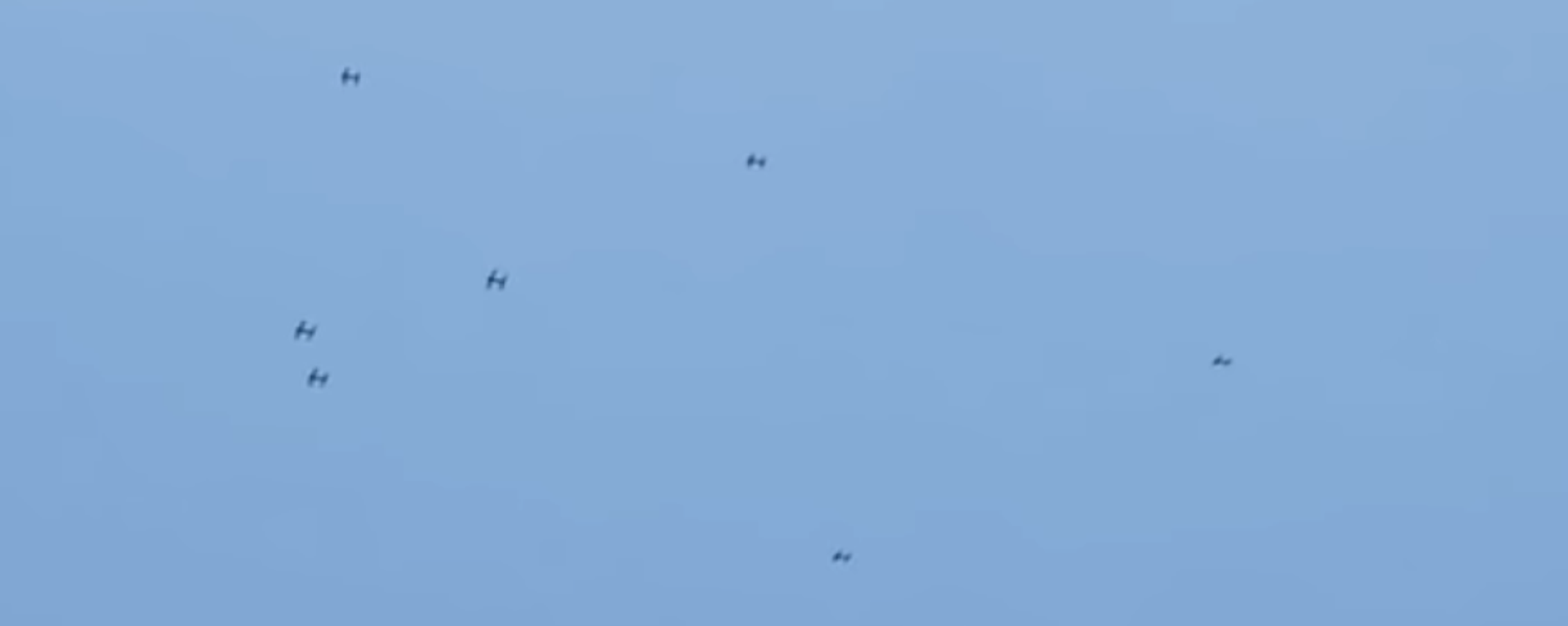 A swarm of loitering munitions, also called suicide drones, launched by the China Academy of Electronics and Information Technology in a September 2020 test A swarm of loitering munitions, also called suicide drones, launched by the China Academy of Electronics and Information Technology in a September 2020 test - Sputnik International, 1920, 08.11.2021