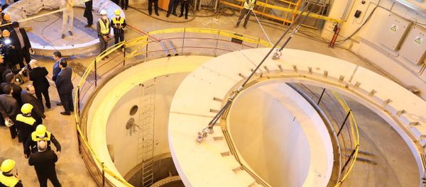 A handout picture released by Iran's Atomic Energy Organisation on December 23, 2019 shows the nuclear water reactor of Arak, south of capital Tehran, during a visit by the head of the organisation Ali Akbar Salehi (unseen). A handout picture released by Iran's Atomic Energy Organisation on December 23, 2019 shows the nuclear water reactor of Arak, south of capital Tehran, during a visit by the head of the organisation Ali Akbar Salehi (unseen). - Sputnik International