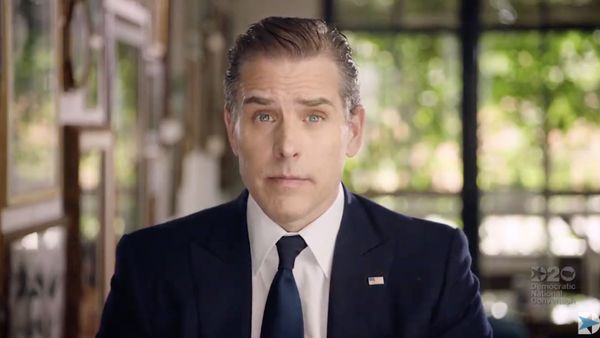 In this file video grab made on August 20, 2020 from the online broadcast of the Democratic National Convention, being held virtually amid the novel coronavirus pandemic, shows former vice-president and Democratic presidential nominee Joe Biden's son Hunter Biden speaking during the last day of the convention.  - Sputnik International