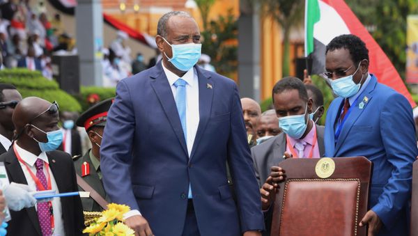 Sudan's Sovereign Council Chief General Abdel Fattah al-Burhan, arrives for the signing of peace agreement between the Sudan's transitional government and Sudanese revolutionary movements to end decades-old conflict, in Juba, South Sudan October 3, 2020.  - Sputnik International