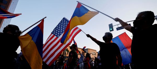 People take part in a protest by Armenian Youth Federation against what they call Azerbaijan's aggression against Armenia and the breakaway Nagorno-Karabakh region outside the Azerbaijani Consulate General in Los Angeles, California, U.S., September 30, 2020.  - Sputnik International
