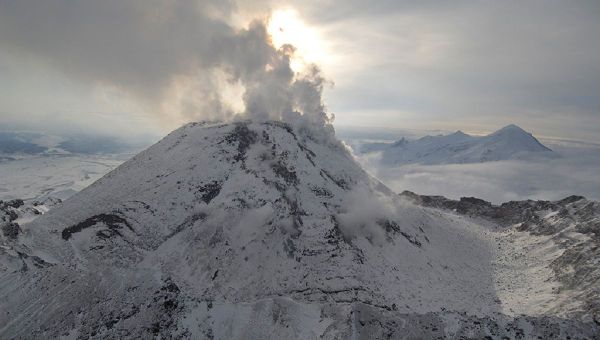Bezymyannyi volcano - Sputnik International