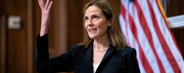 FILE PHOTO: Judge Amy Coney Barrett, US President Donald Trump's Nominee for Supreme Court, waves during a photo shoot before a meeting with Senator Roy Blunt (R-Mo) on Capitol Hill in Washington DC, US, 21 October 2020. - Sputnik International