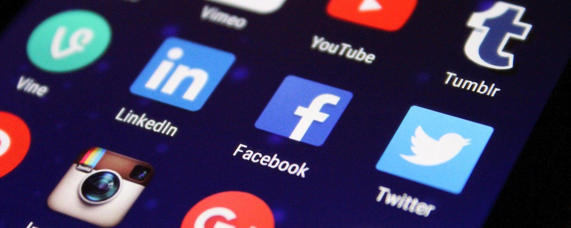 Facebook logo and other social media apps are seen on a screen of mobile phone Facebook logo and other social media apps are seen on a screen of mobile phone - Sputnik International, 1920, 25.04.2021