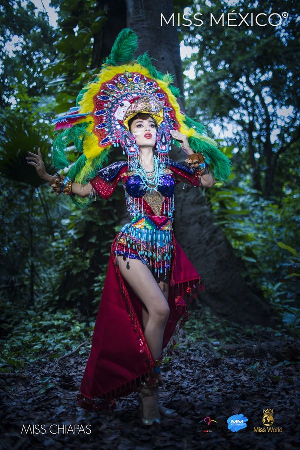 Eagle and Snake: Stunning Miss Mexico Contestants Show off Fabulous Dresses and Feathered Costumes Eagle and Snake: Stunning Miss Mexico Contestants Show off Fabulous Dresses and Feathered Costumes - Sputnik International