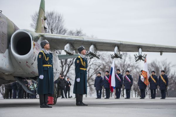 Kyrgyzstan Ready to Consider Expansion of Russia's Kant Airbase Kyrgyzstan Ready to Consider Expansion of Russia's Kant Airbase - Sputnik International