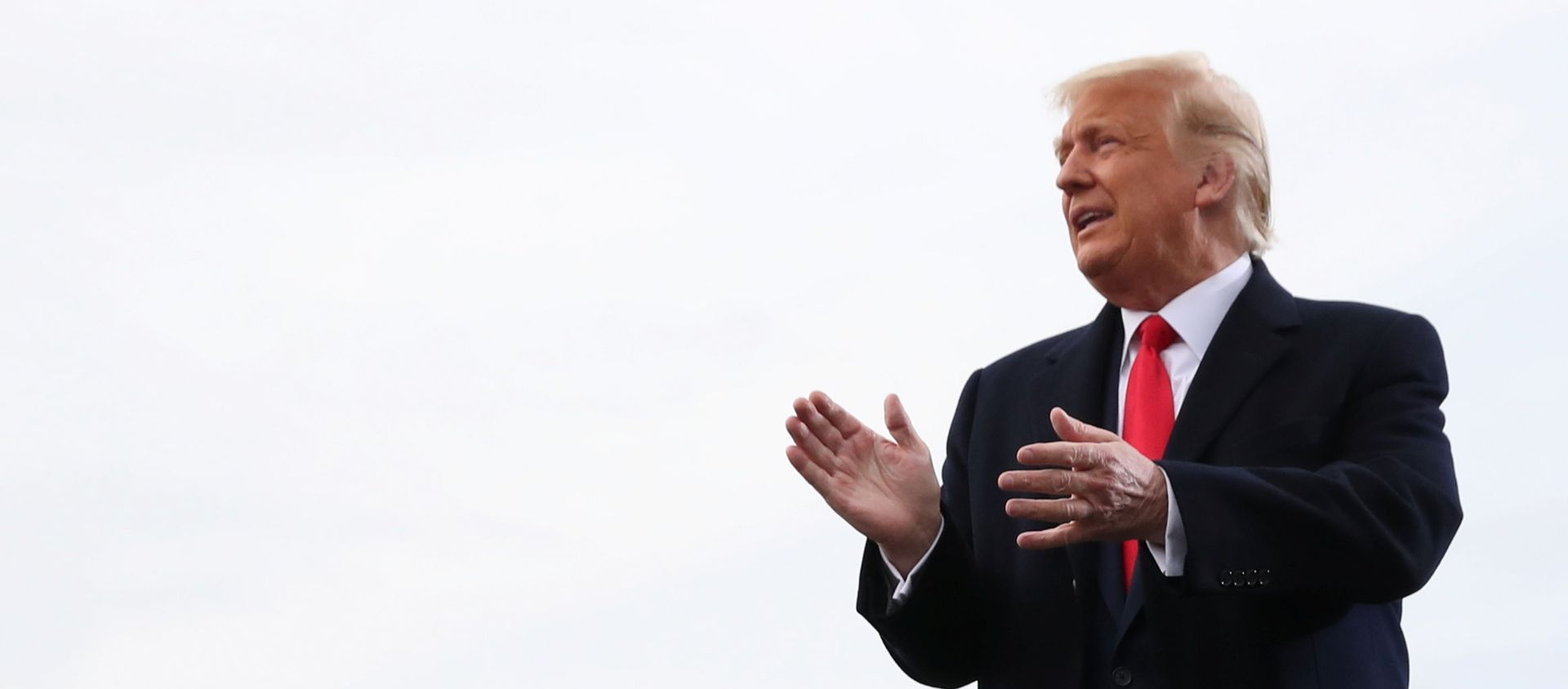 U.S. President Donald Trump arrives for a campaign rally in Londonderry, New Hampshire, U.S. October 25, 2020. - Sputnik International, 1920, 28.10.2020