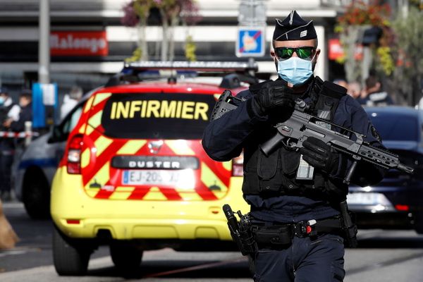 'Cruel Crime', 'Horrible Tragedy', 'Barbaric Attack': World Leaders Sound Off on Stabbing in Nice - Sputnik International